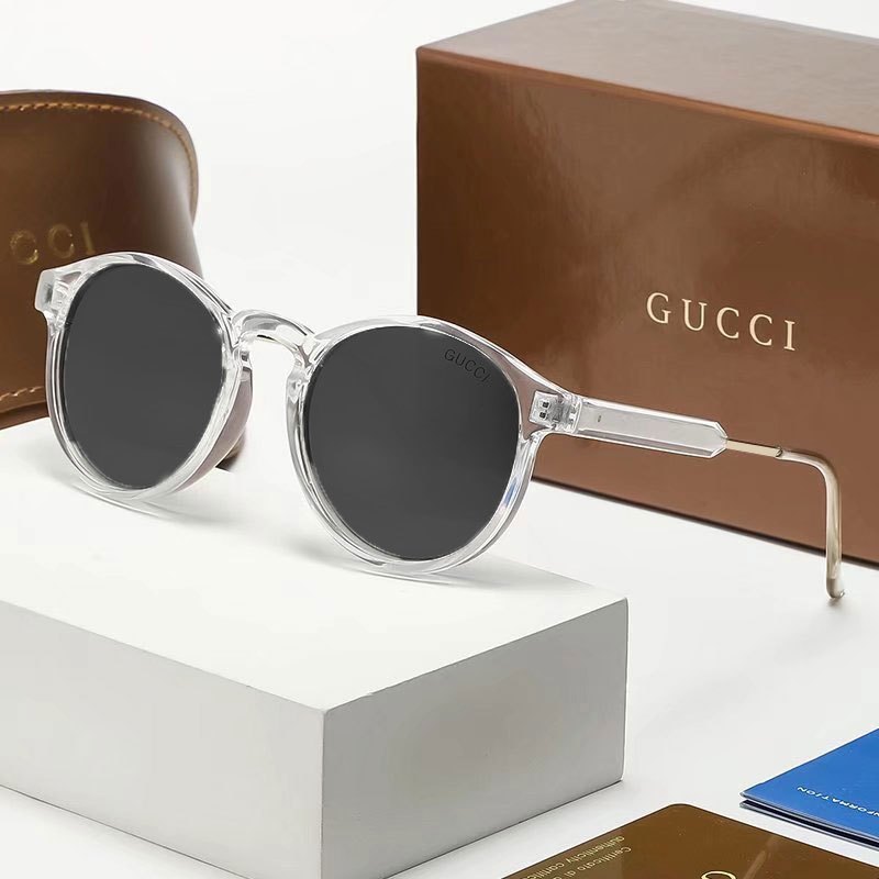 Lunettes de Soleil Carrées pour Femmes GC