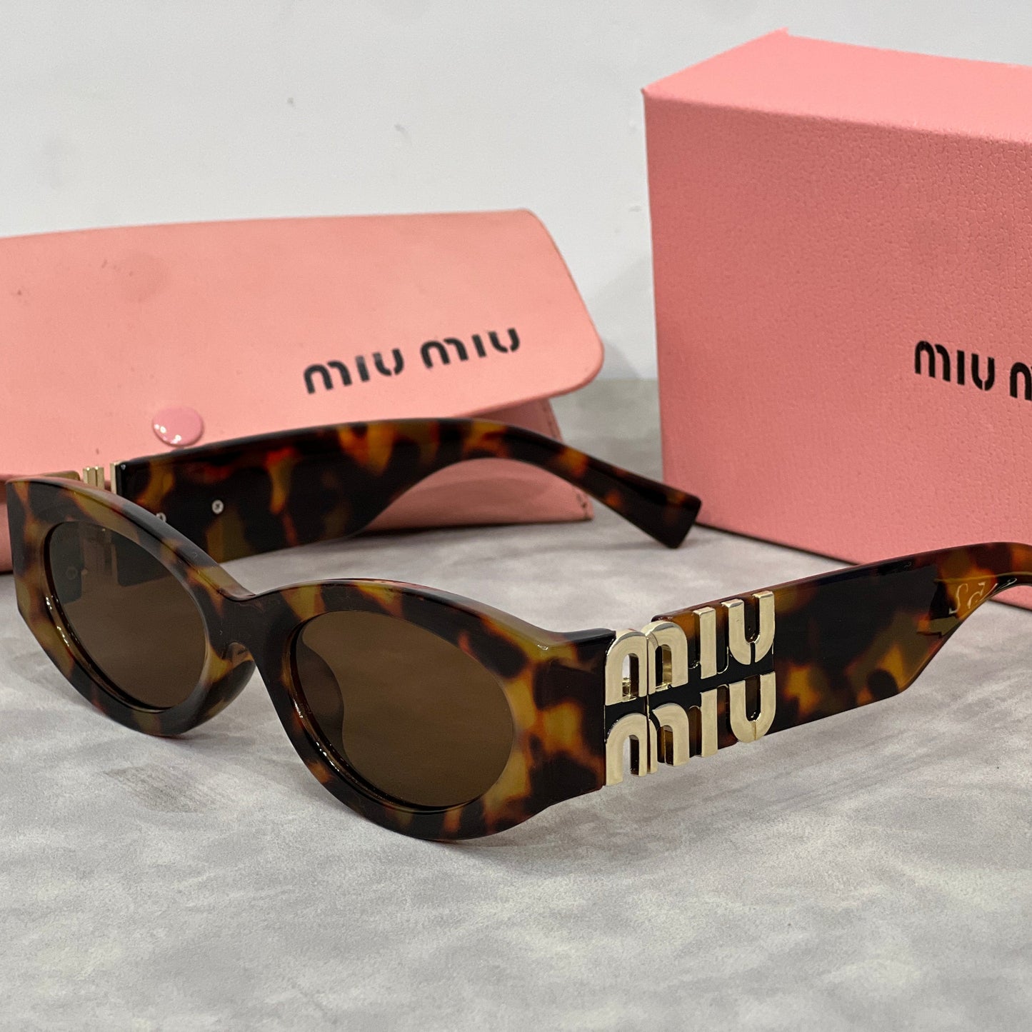 Lunettes de Soleil MM Cat Eye avec Logo