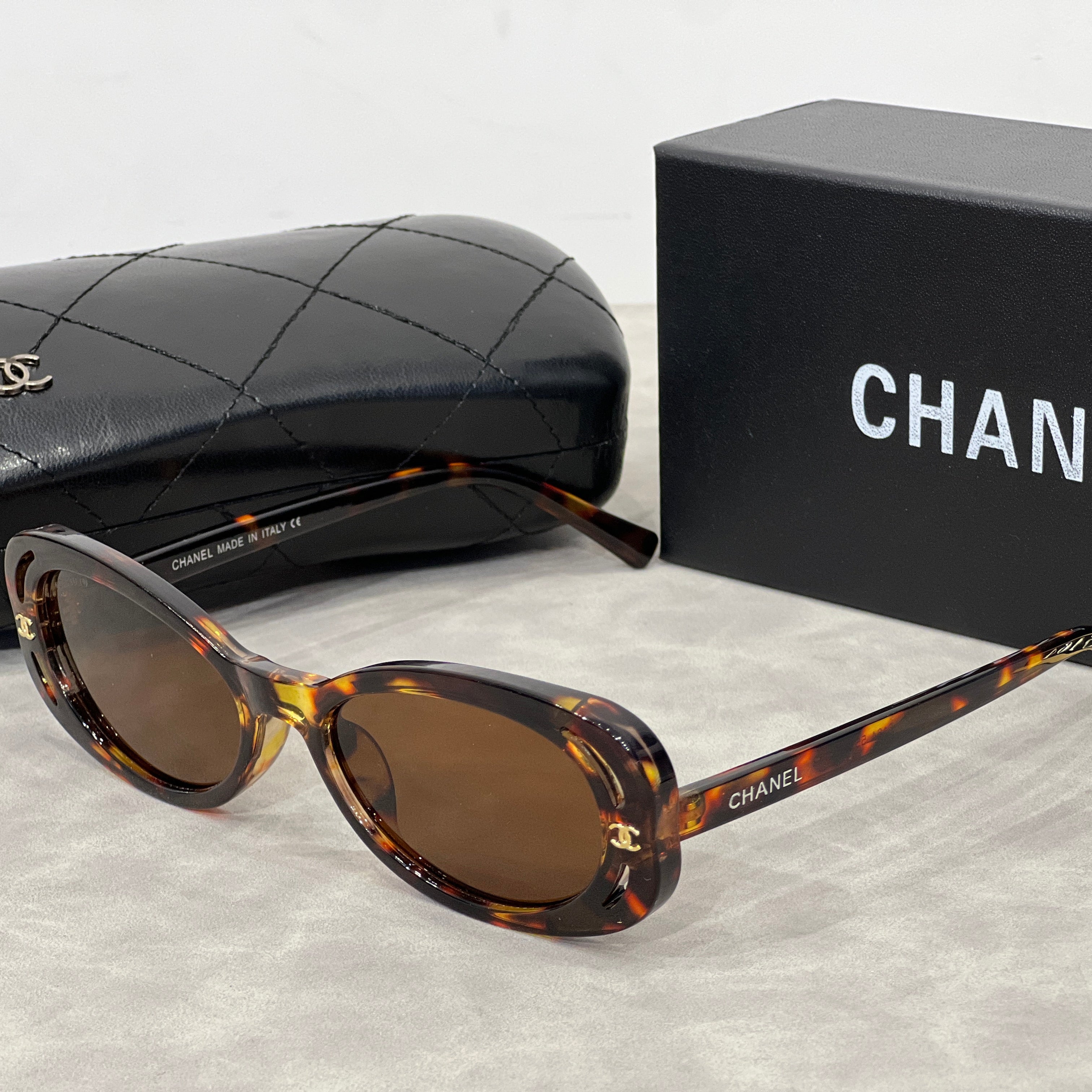 Lunettes de Soleil CH High Classy